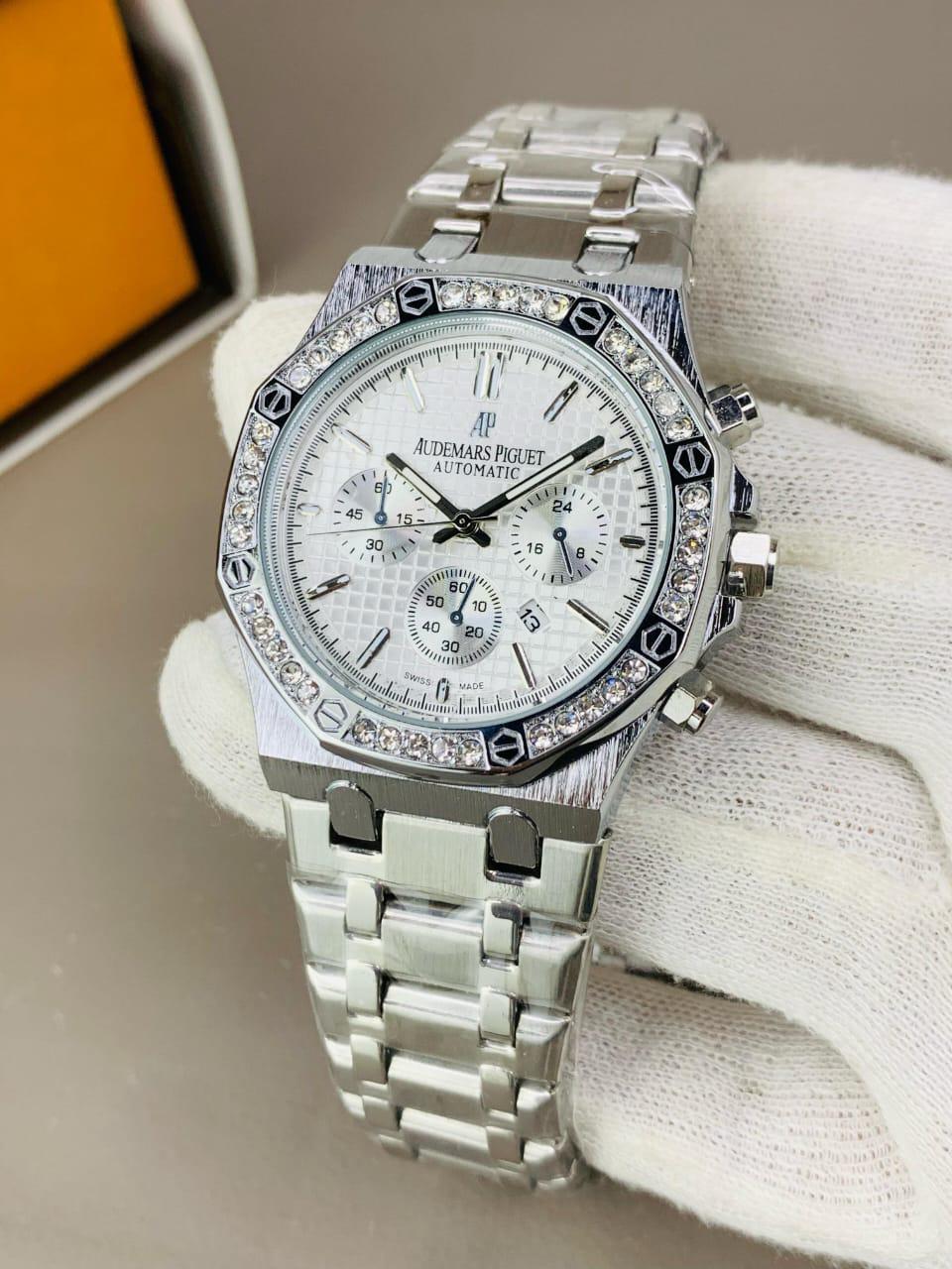 AUDEMARS PIGUET DIAMOND MODEL
